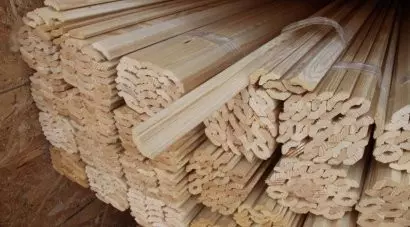Плинтус из сосны 35х35 мм